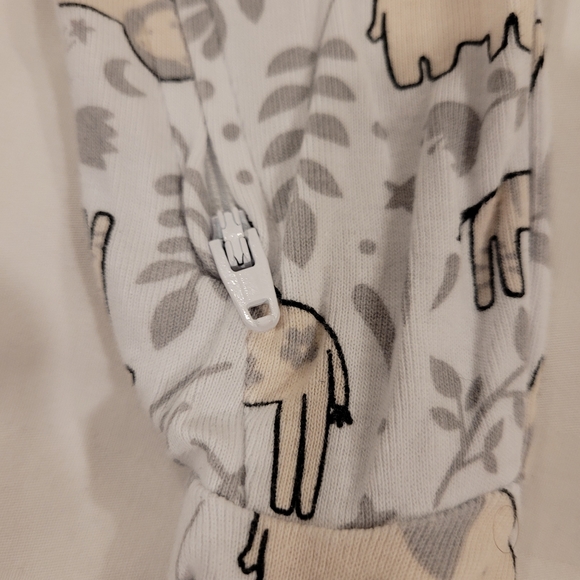 Old Navy Double Zip baby sleeper - Picture 4 of 4